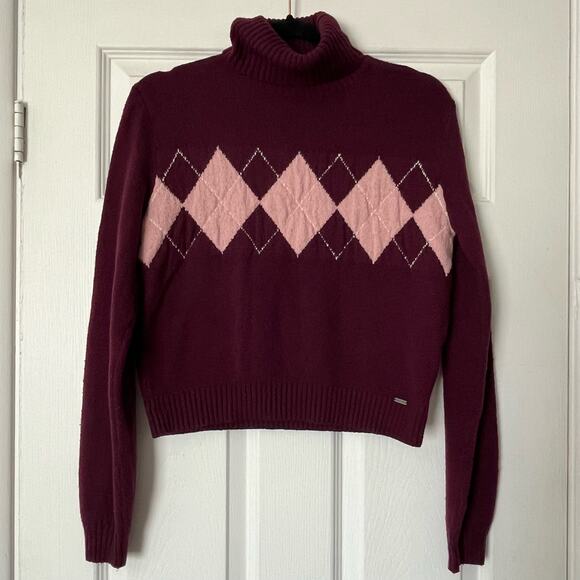 Hollister Sweaters - Hollister Argyle Sweater - Size M